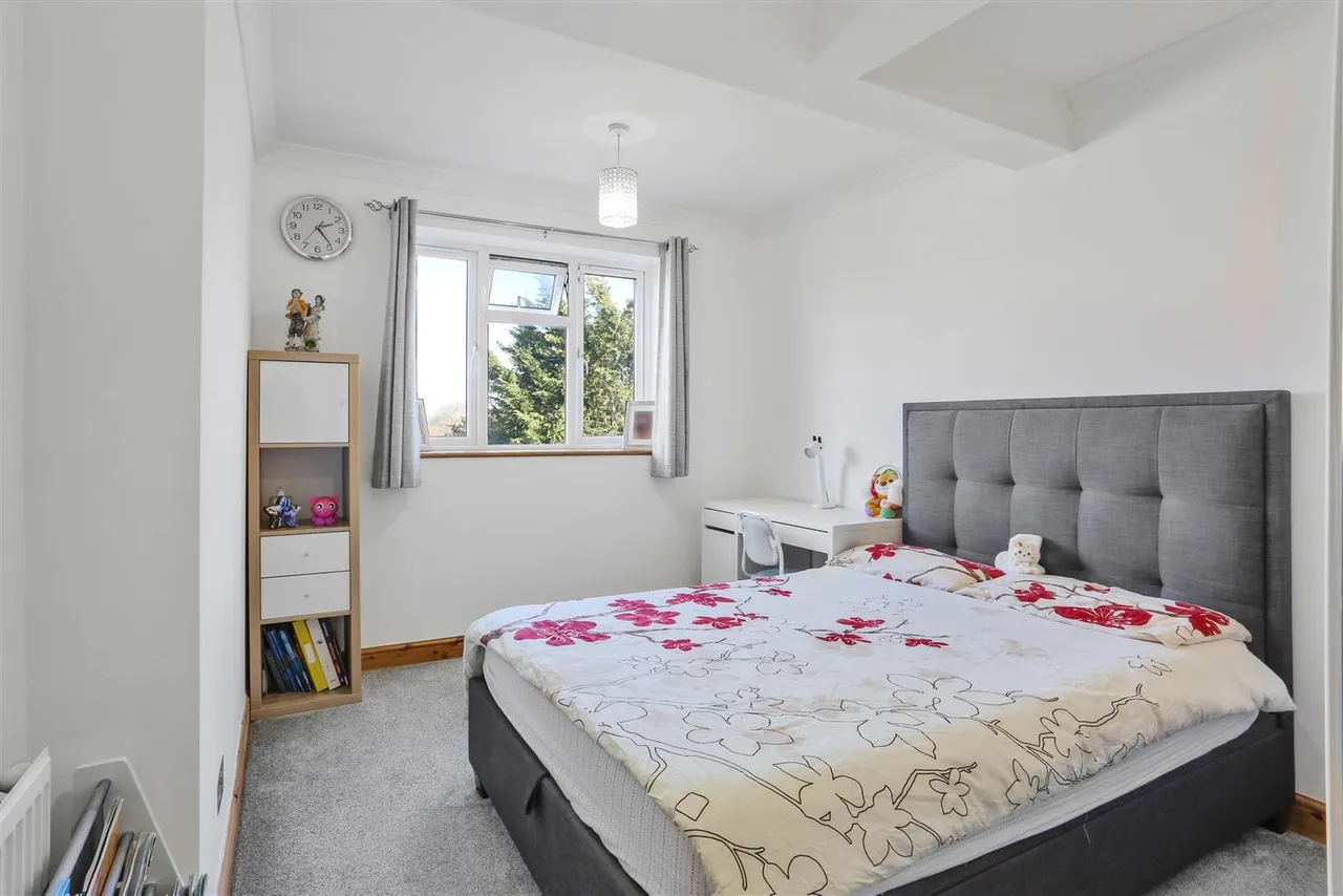Malden Road, Cheam, SM3, photo 17