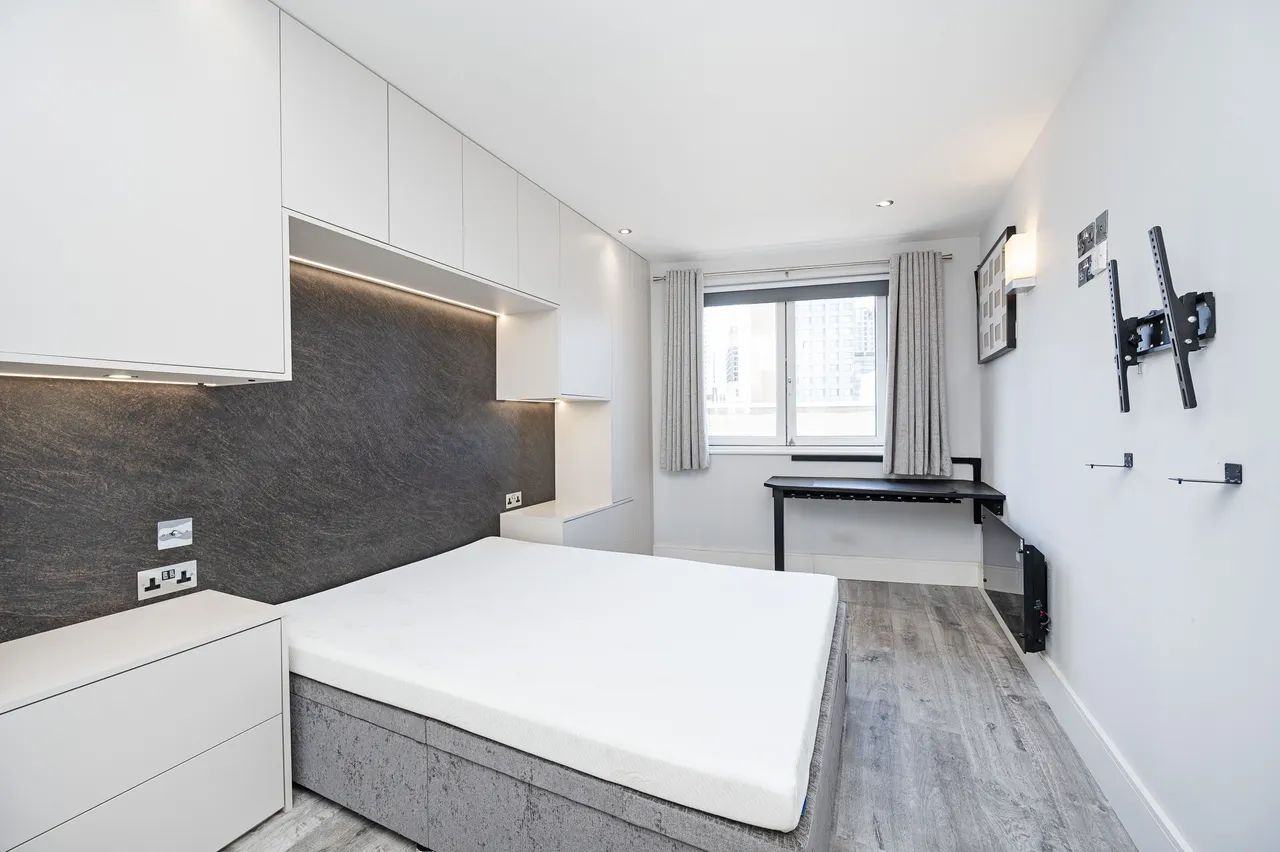 Flat 508 Colefax Building, 23 Plumbers Row, London, photo 5
