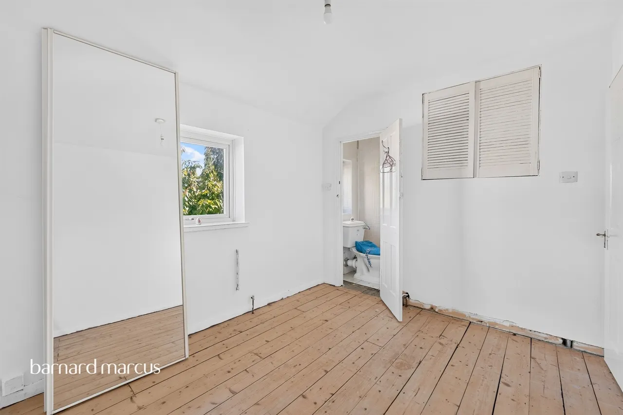 Ebbisham Road, Epsom, KT18, photo 8