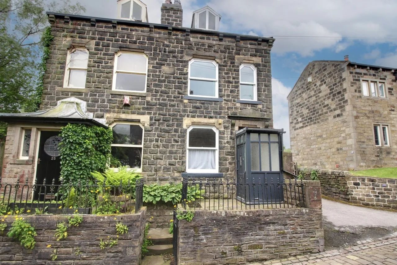 2 bed house for sale, Smithwell Lane, Heptonstall, HX7