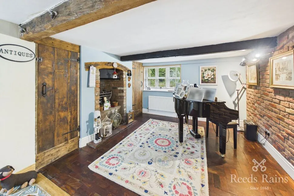 Blue Cap Cottages, Chester Road, CW8, photo 5