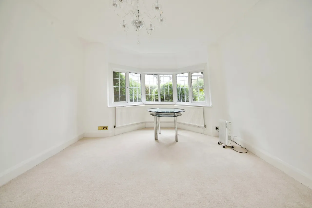 St. Georges Road, London, NW11, photo 10