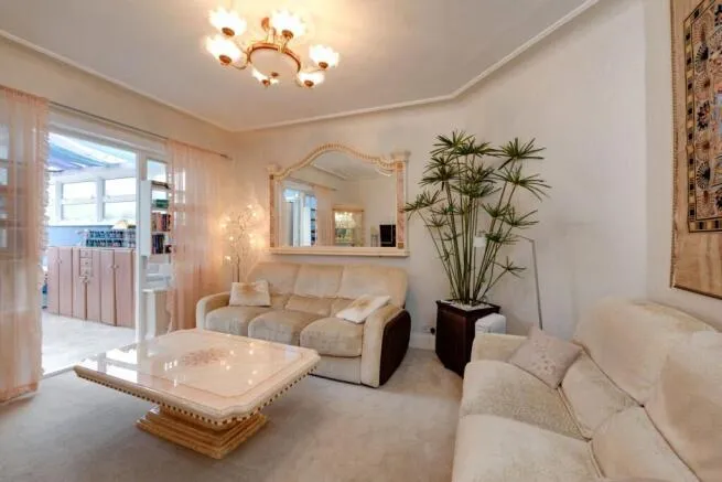 St. Georges Road, London, NW11, photo 6