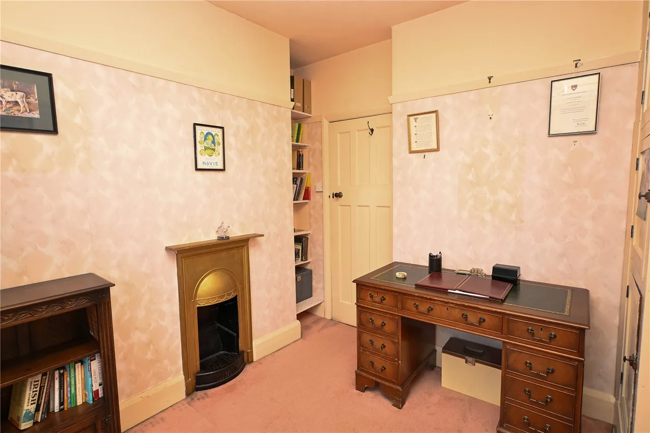 Bristol Road South, Northfield, Birmingham, B31 2PE, photo 13