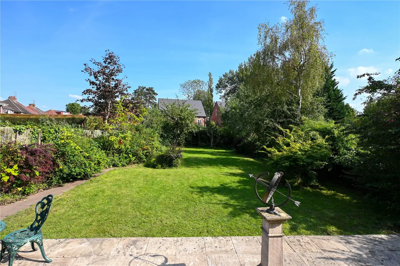 Bristol Road South, Northfield, Birmingham, B31 2PE, photo 23