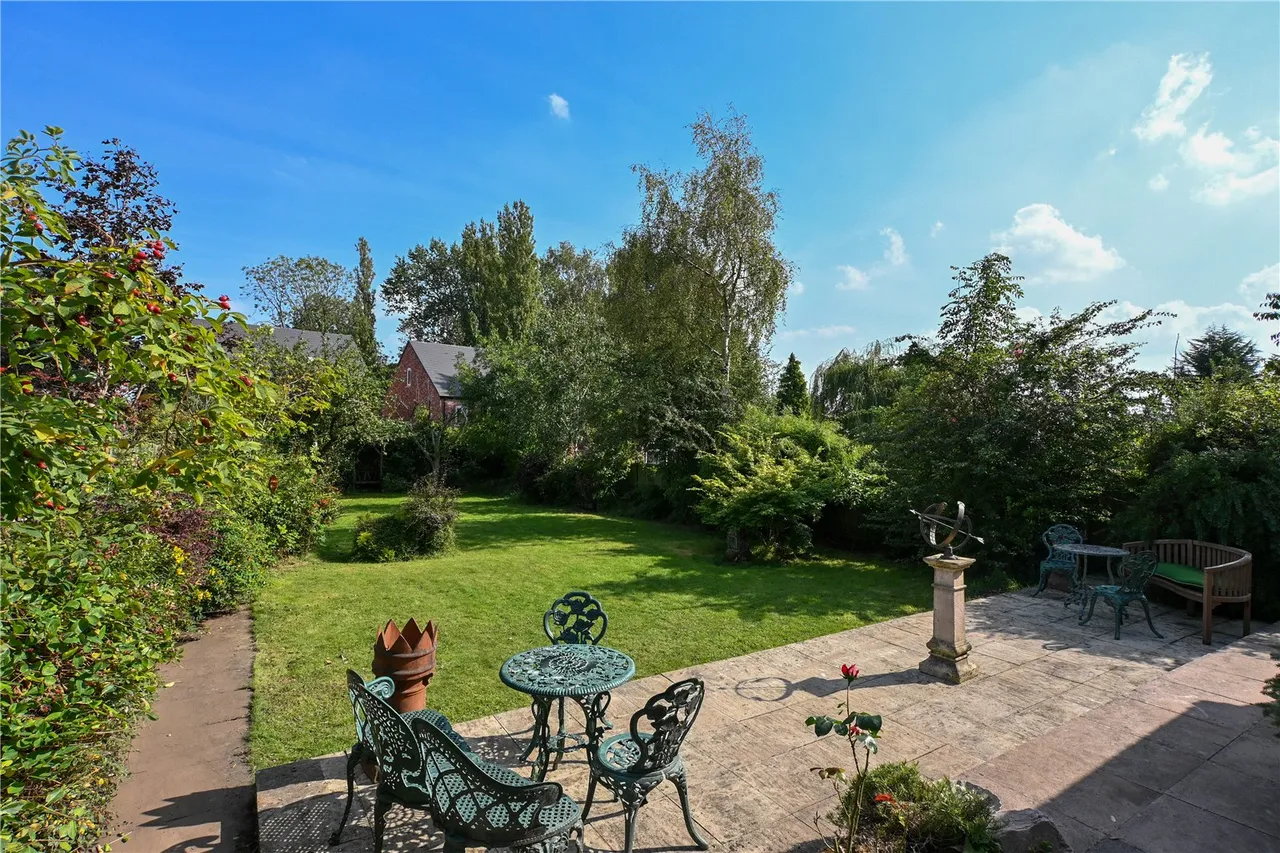 Bristol Road South, Northfield, Birmingham, B31 2PE, photo 2
