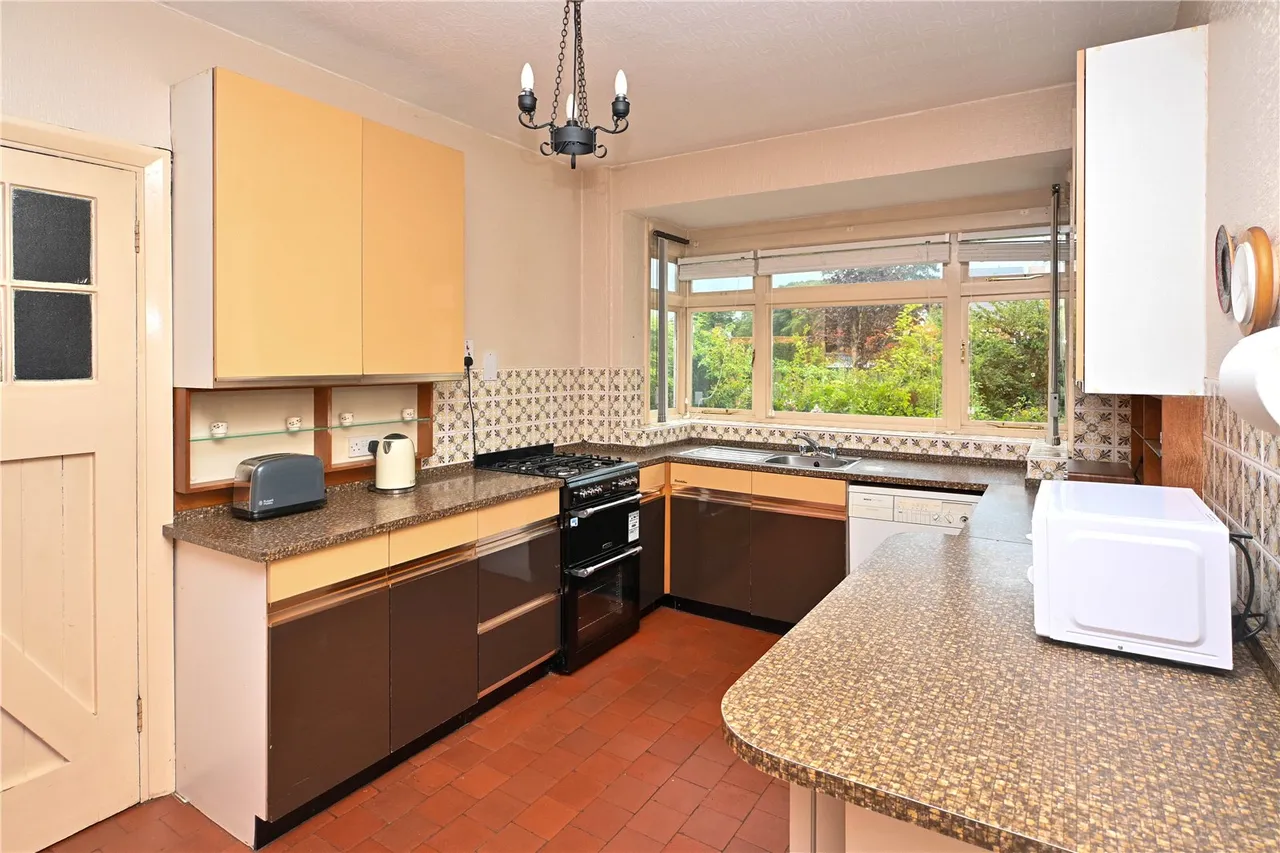 Bristol Road South, Northfield, Birmingham, B31 2PE, photo 6
