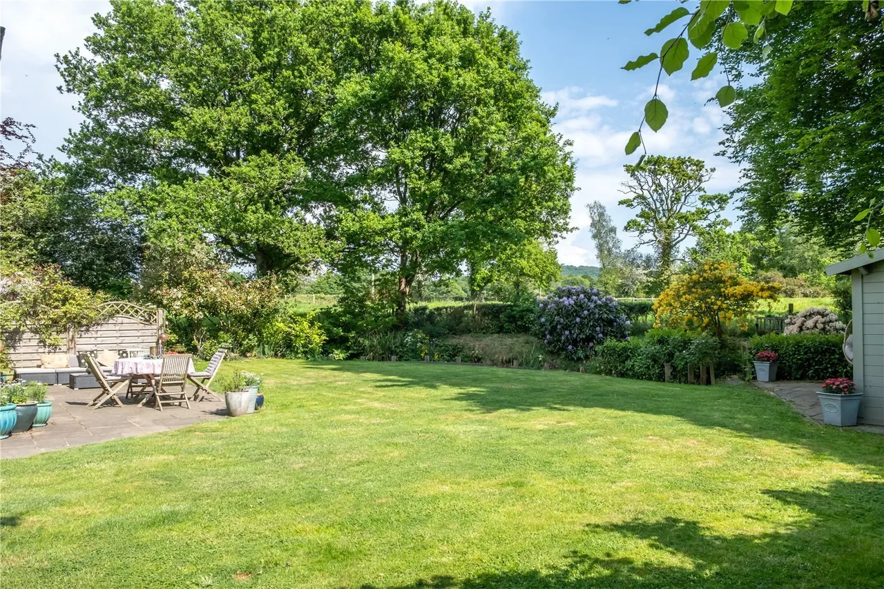 Fernhurst Road, Milland, GU30, photo 6
