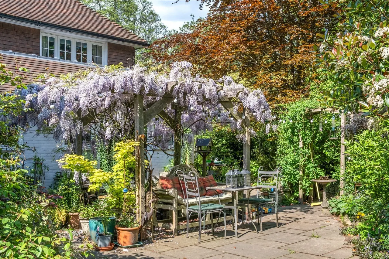 Fernhurst Road, Milland, GU30, photo 14