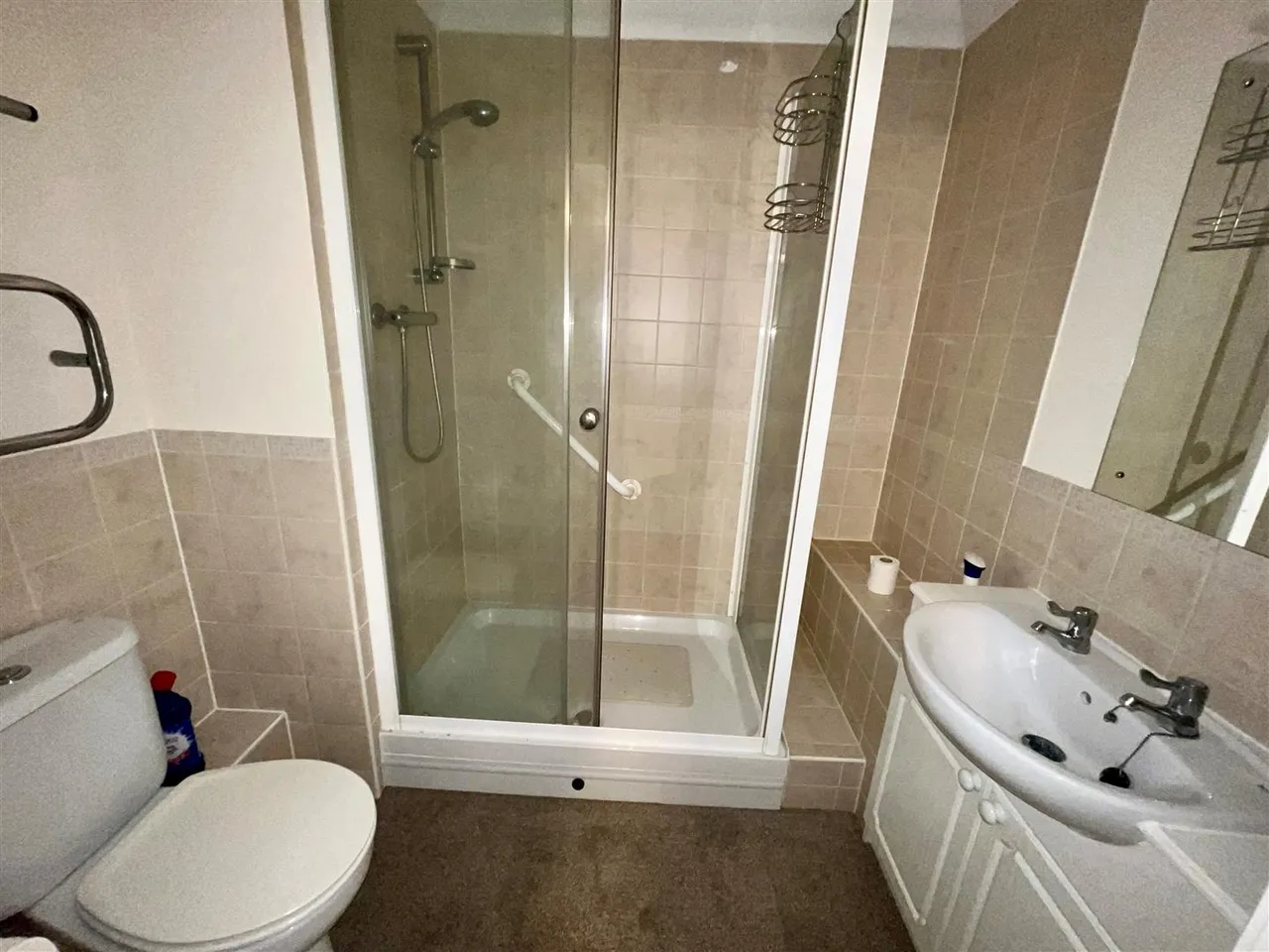 Gladstone Road, Chippenham, photo 7