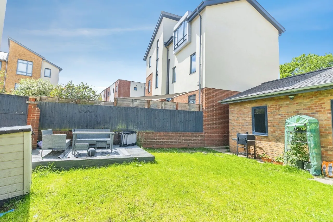 Shelsley Avenue, Ashland, Milton Keynes, Buckinghamshire, MK6, photo 20