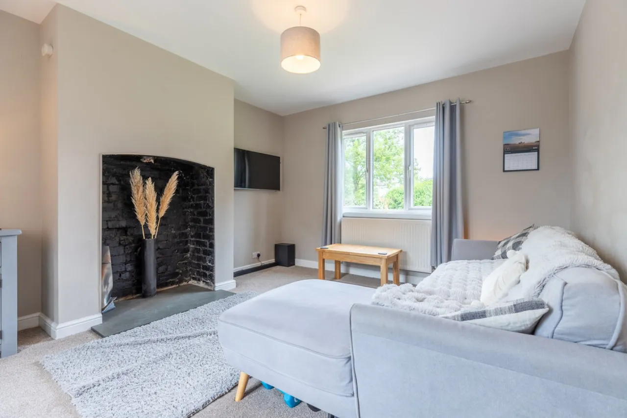 Hondslough Lane, Frodsham, WA6, photo 3