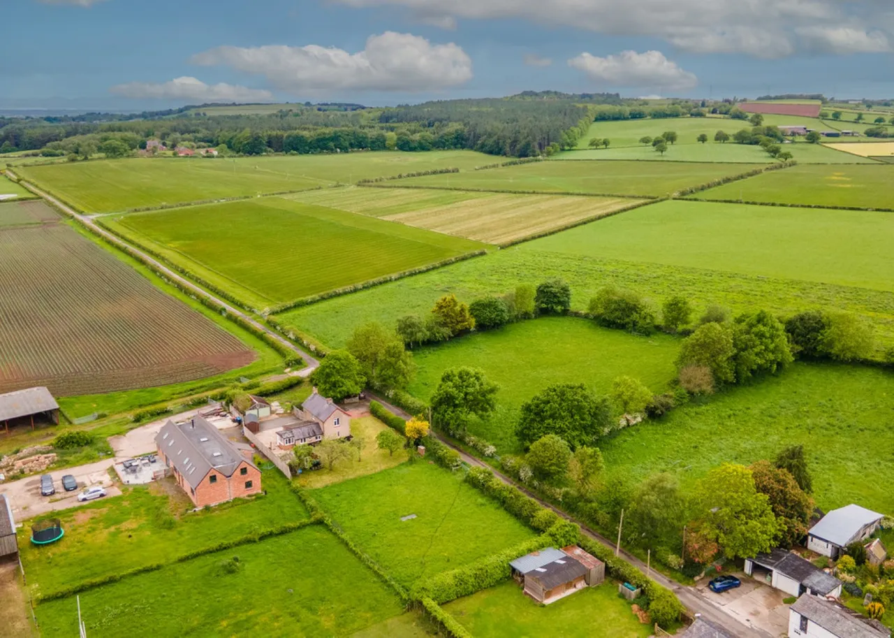Hondslough Lane, Frodsham, WA6, photo 17