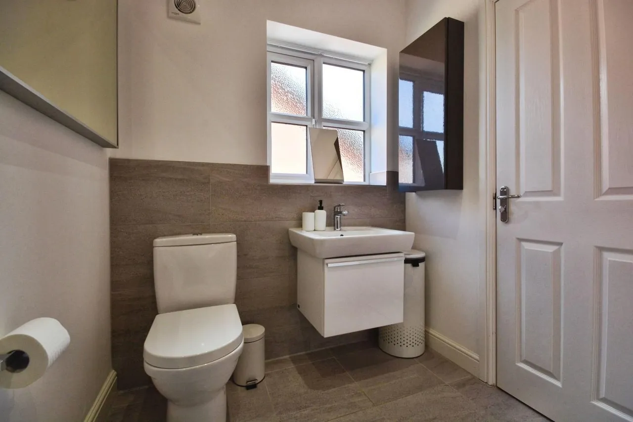 Plantin Road, Altrincham, Cheshire WA14 4YU, photo 24