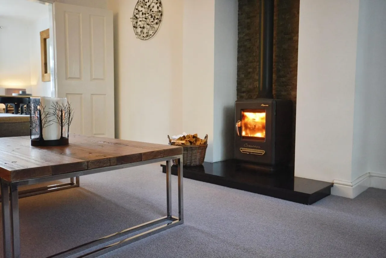 Plantin Road, Altrincham, Cheshire WA14 4YU, photo 7