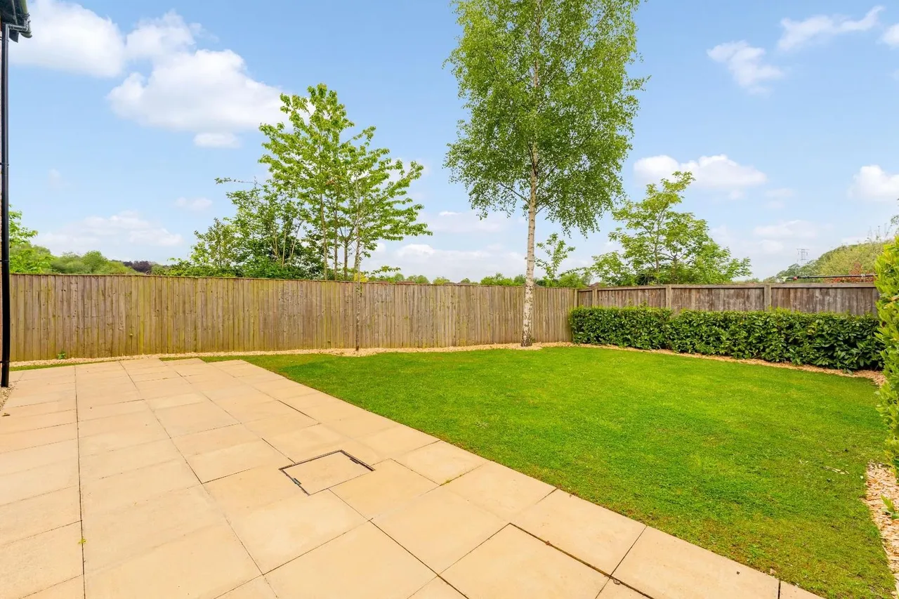 Plantin Road, Altrincham, Cheshire WA14 4YU, photo 5