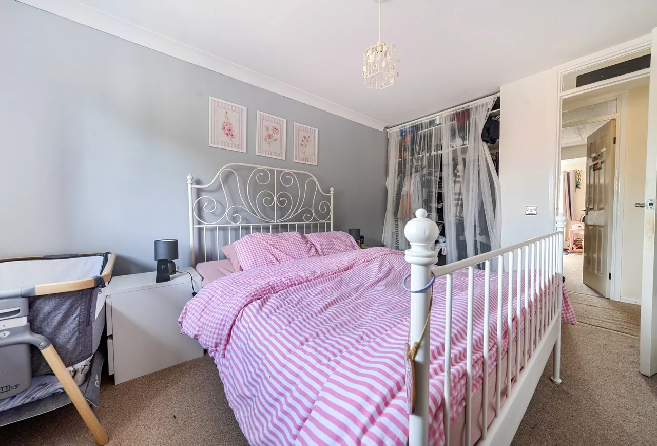 Ellan Hay Road, Gloucestershire, Bradley Stoke, BS32 0HF, photo 11