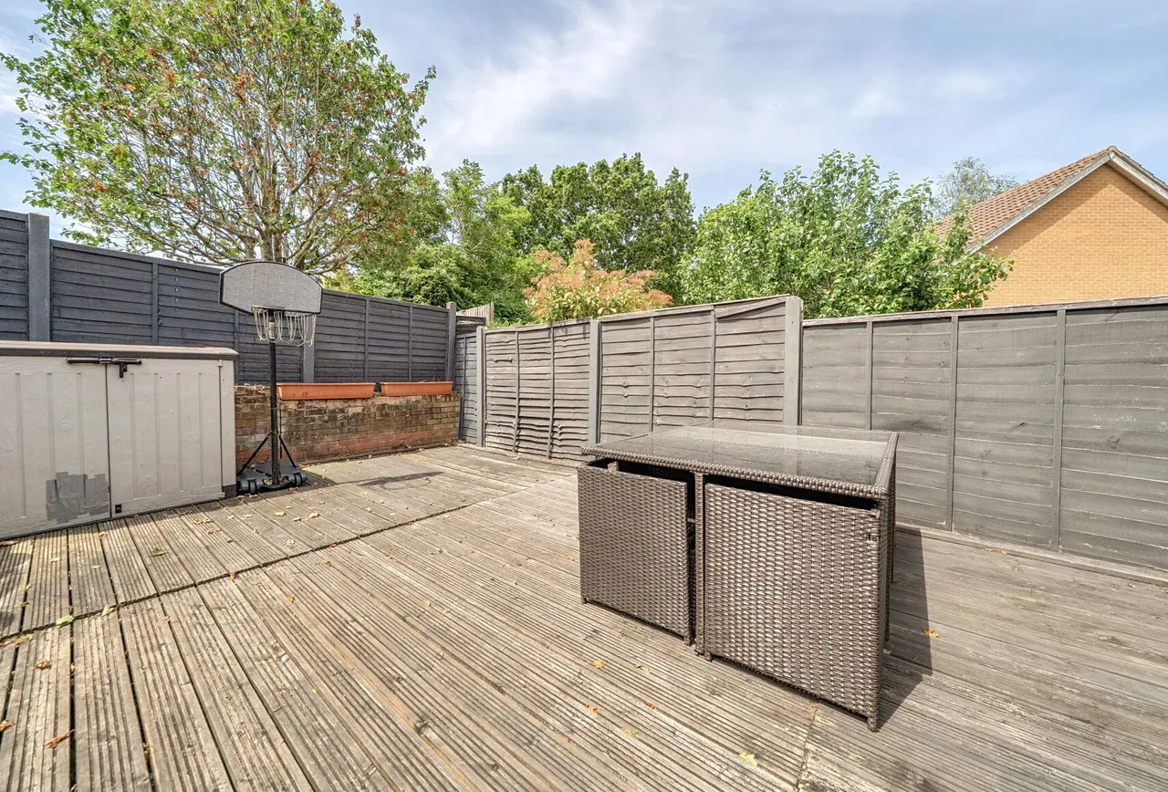 Ellan Hay Road, Gloucestershire, Bradley Stoke, BS32 0HF, photo 5