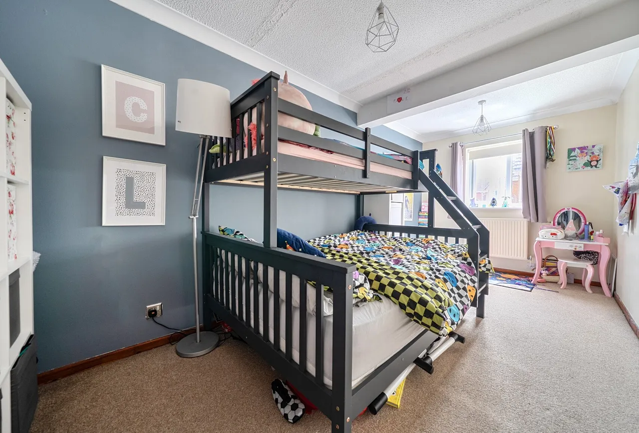 Ellan Hay Road, Gloucestershire, Bradley Stoke, BS32 0HF, photo 10