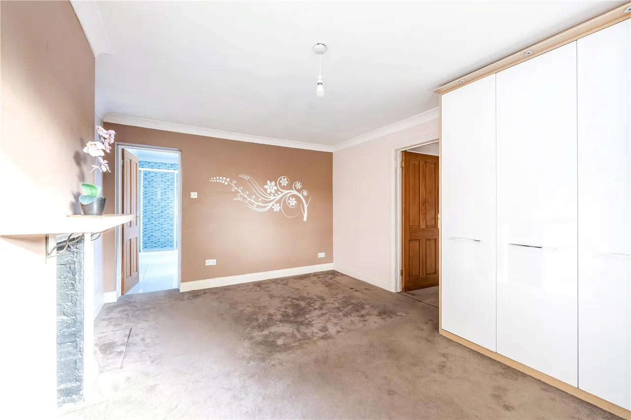 Forge Lane, Sunbury, TW16 6EE, photo 11