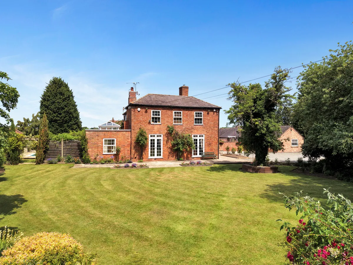 Watling Street, Nuneaton, CV10, photo 4