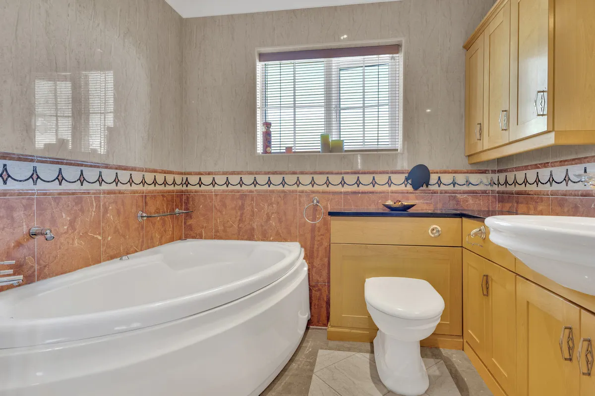 Watling Street, Nuneaton, CV10, photo 27