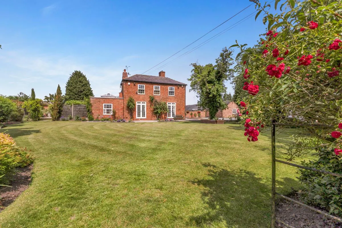 Watling Street, Nuneaton, CV10, photo 37