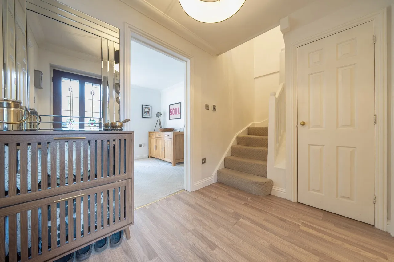 Crosier Close, SE3, photo 17