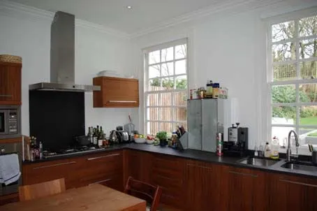 Bracknell Gardens, London, NW3, photo 3