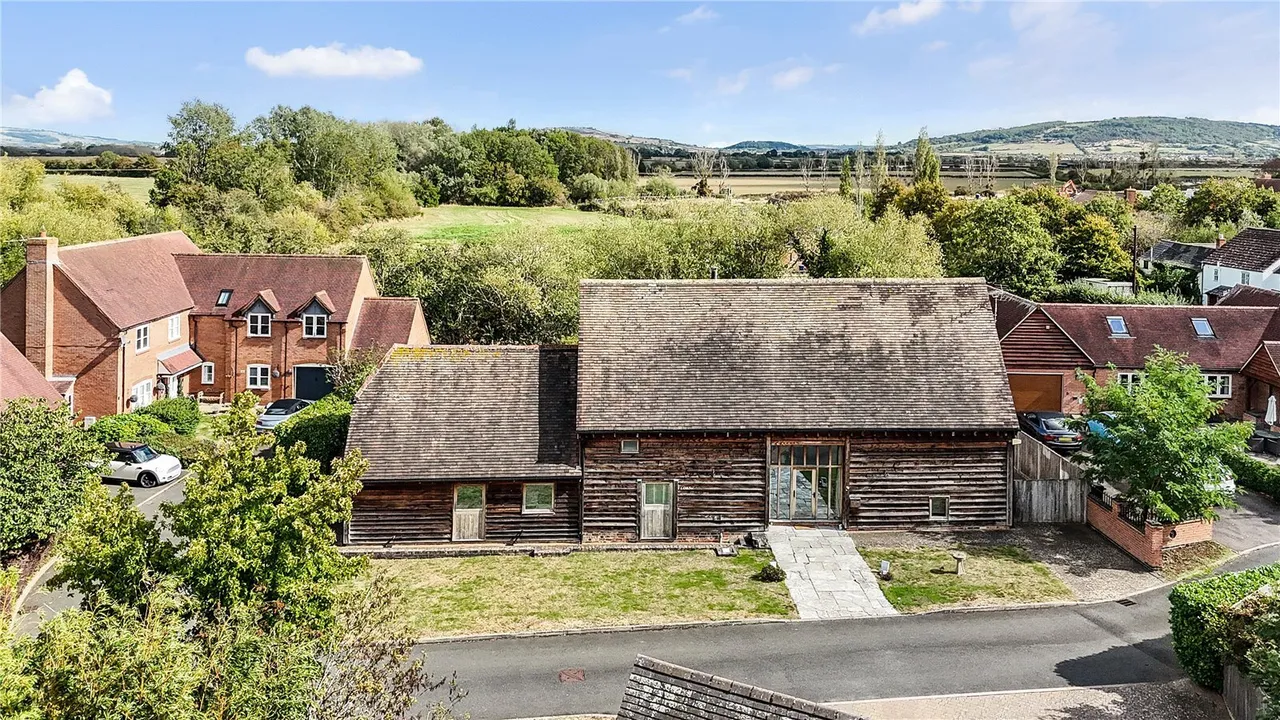 Dean Lane, Stoke Orchard, GL52, photo 21