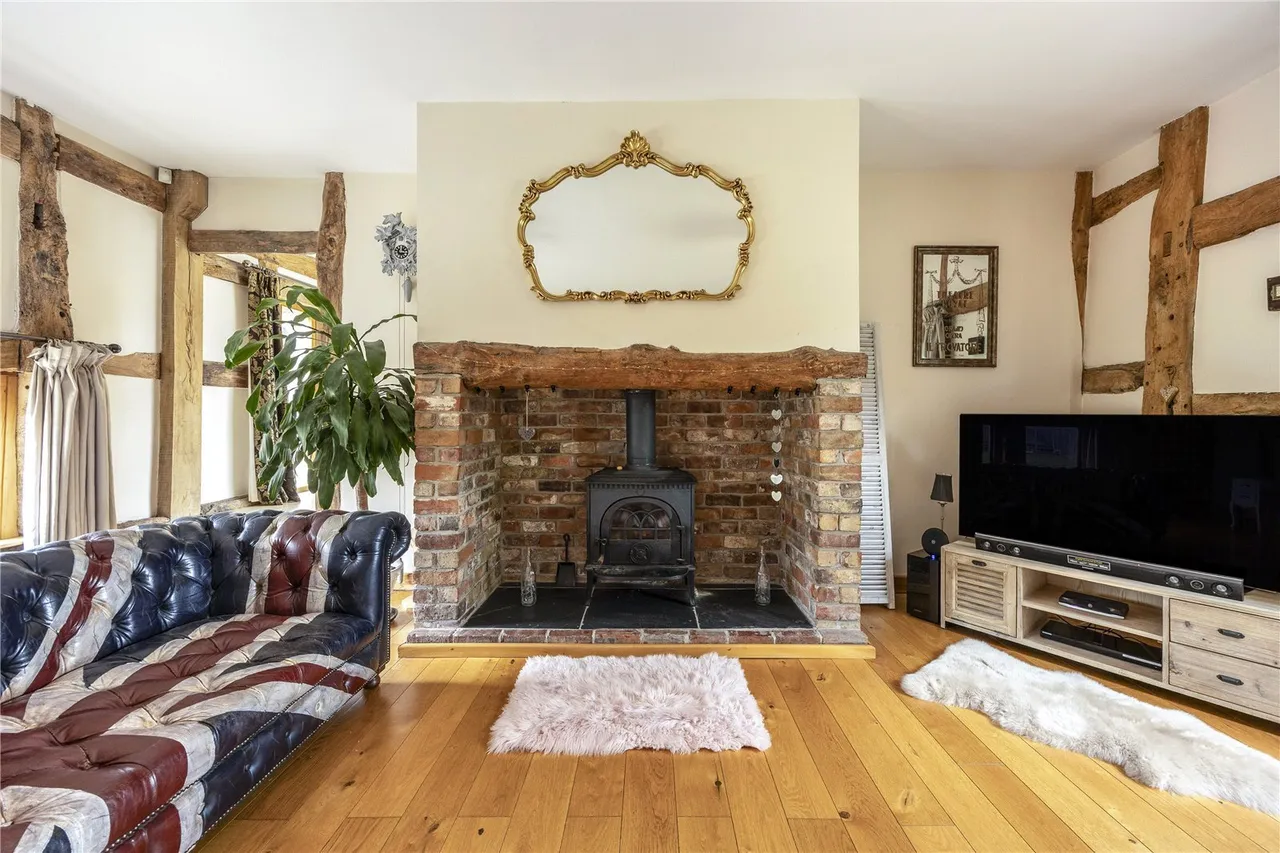 Dean Lane, Stoke Orchard, GL52, photo 6