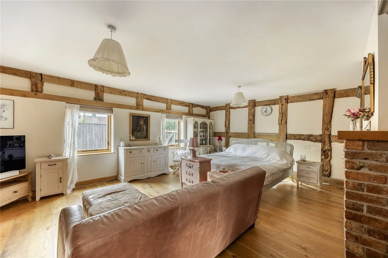 Dean Lane, Stoke Orchard, GL52, photo 11