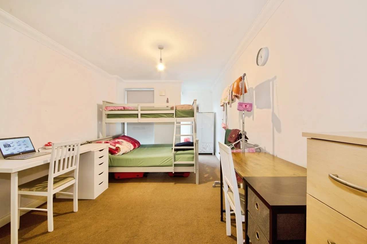 Oldchurch Road, Romford, RM7, photo 9