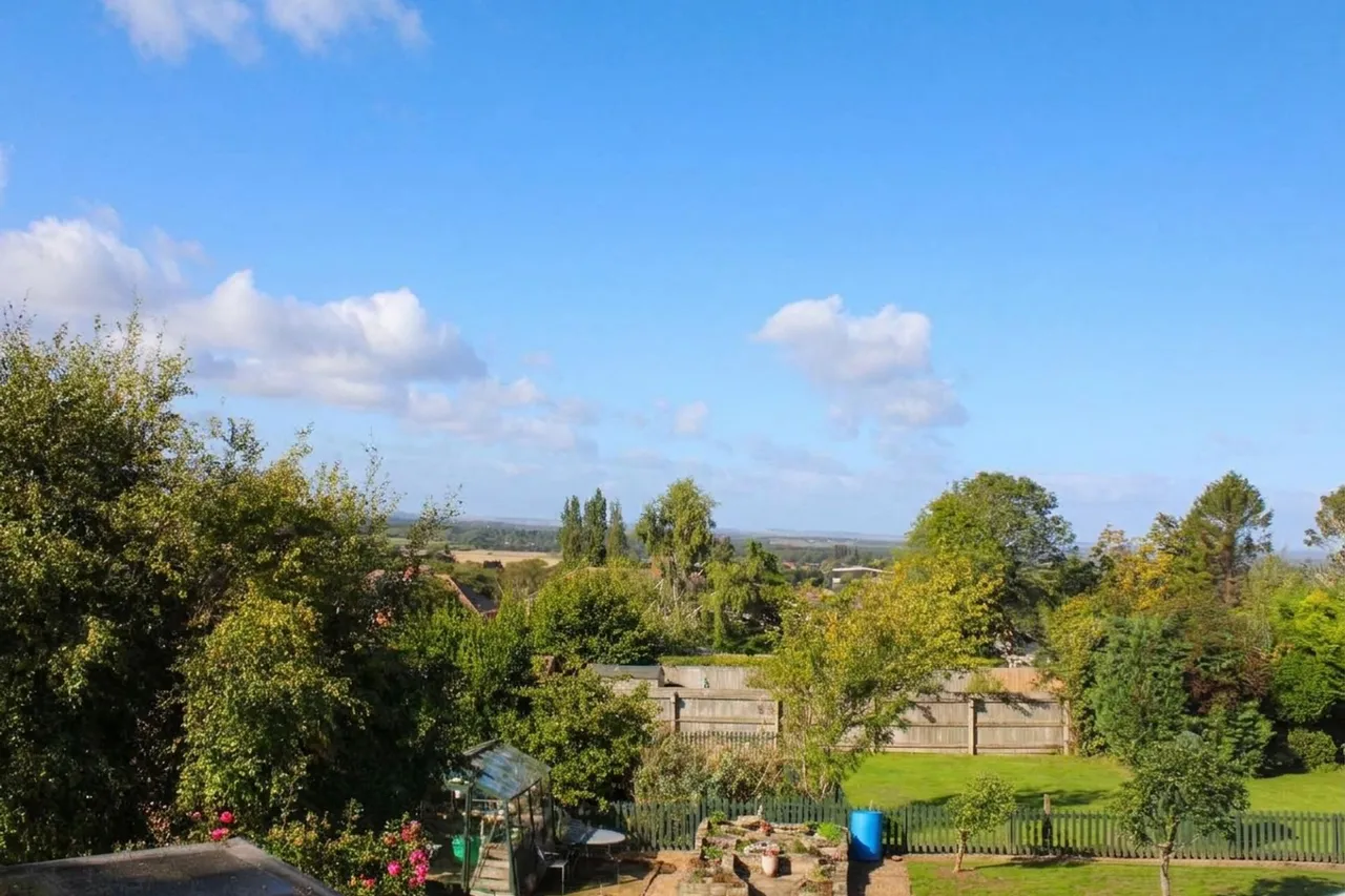 Cherry Holt, Caistor, LN7, photo 13