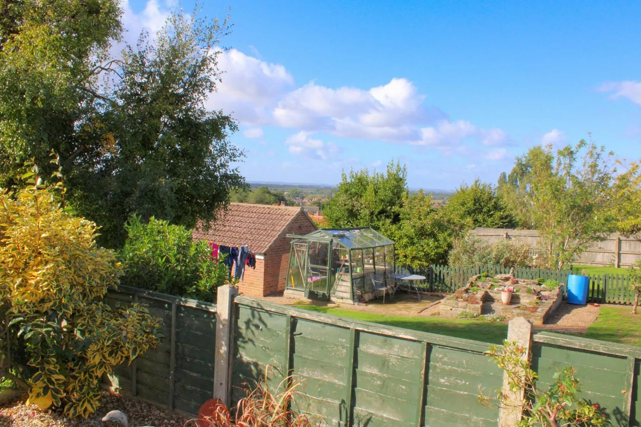 Cherry Holt, Caistor, LN7, photo 15