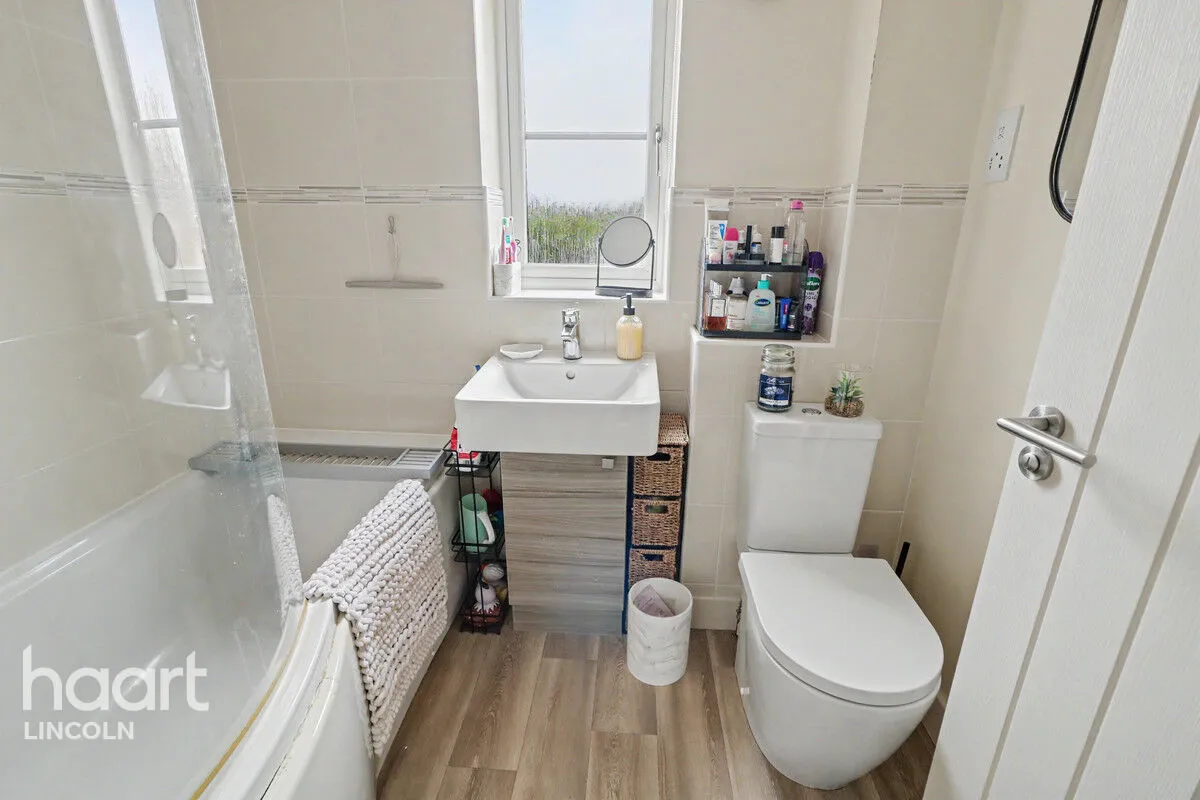 Hutton Way, Faldingworth, LN8, photo 13