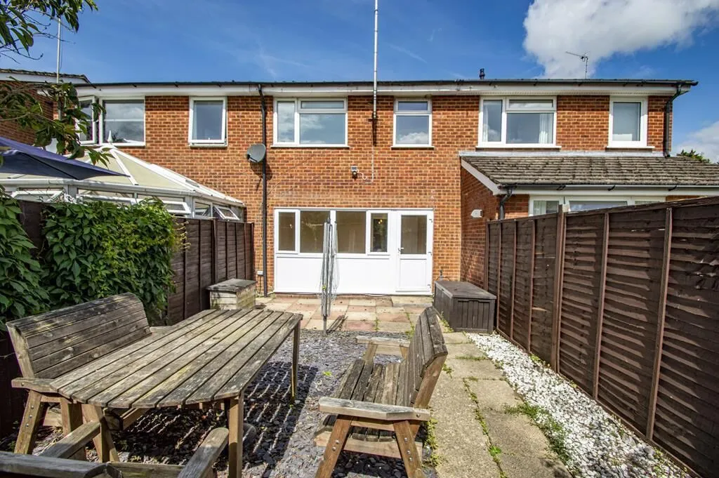 Wayside Green, Woodcote, RG8, photo 10