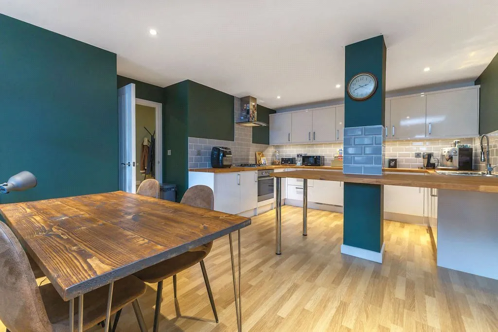 Headley Road, Grayshott, GU26, photo 3