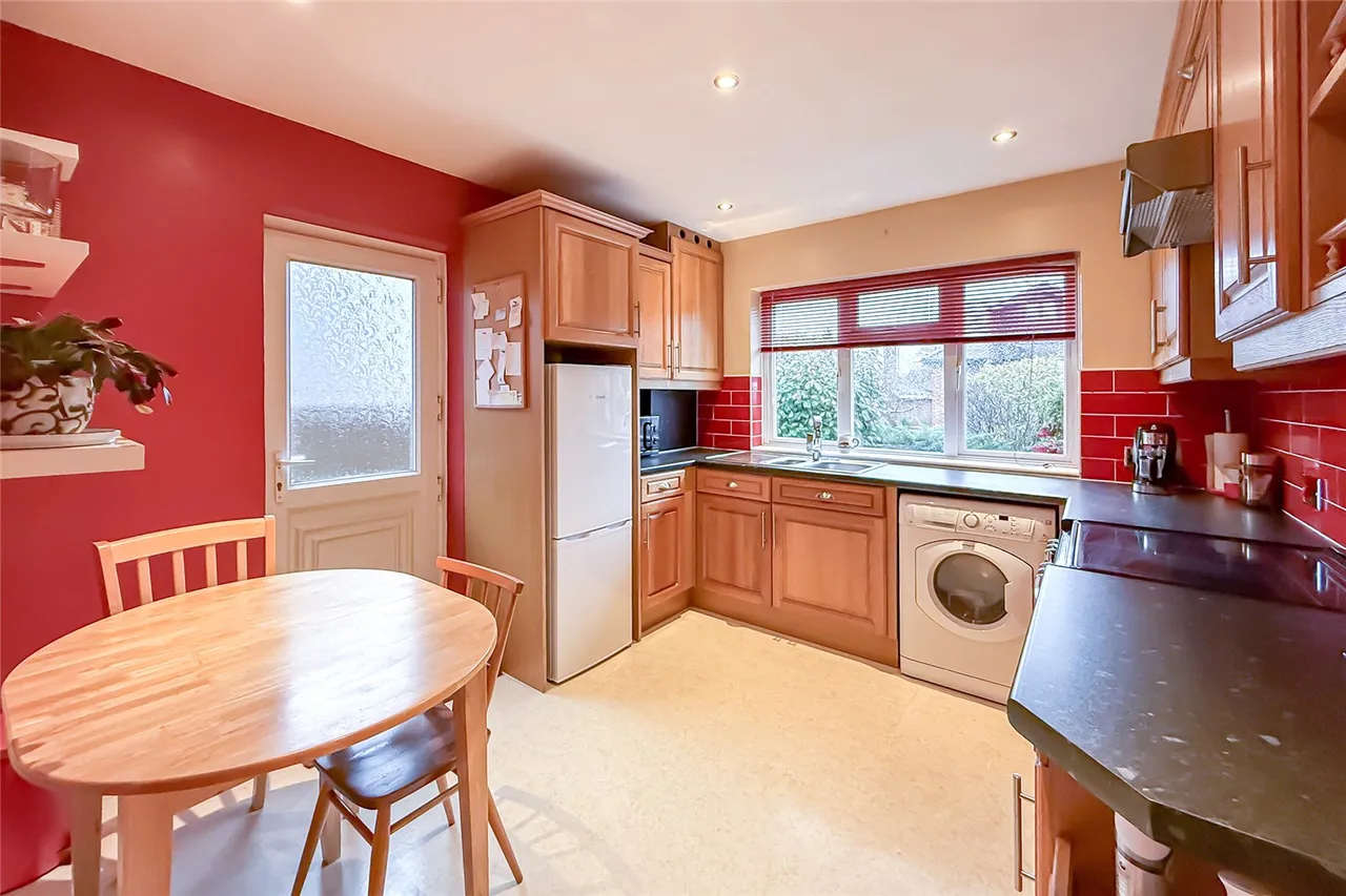 Park Rise, Harpenden, Hertfordshire, AL5 3AL, photo 2