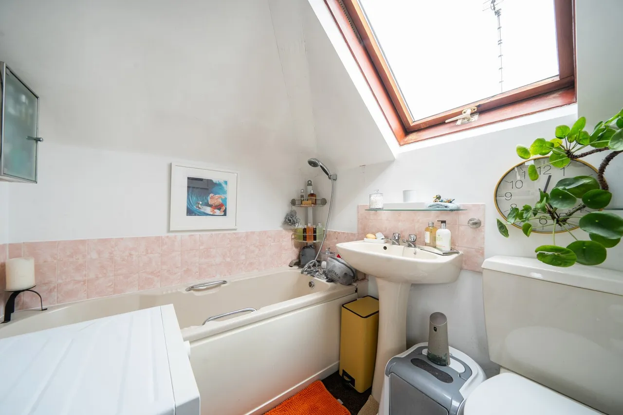 Marvels Lane, SE12, photo 8