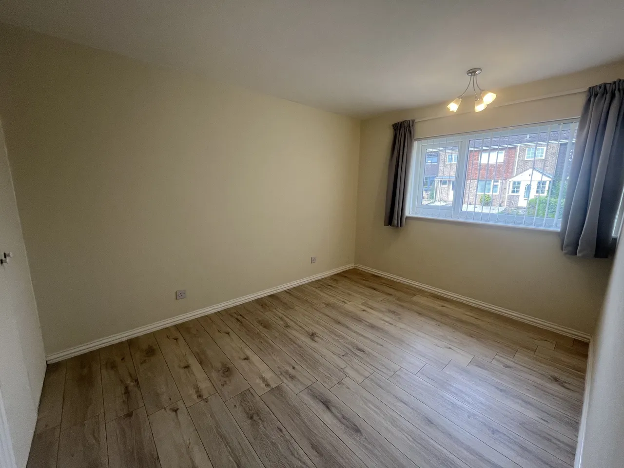 Lakeland Drive, LOWESTOFT, photo 12
