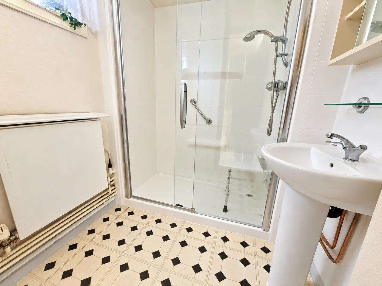 Erskine Crescent, London, N17, photo 10
