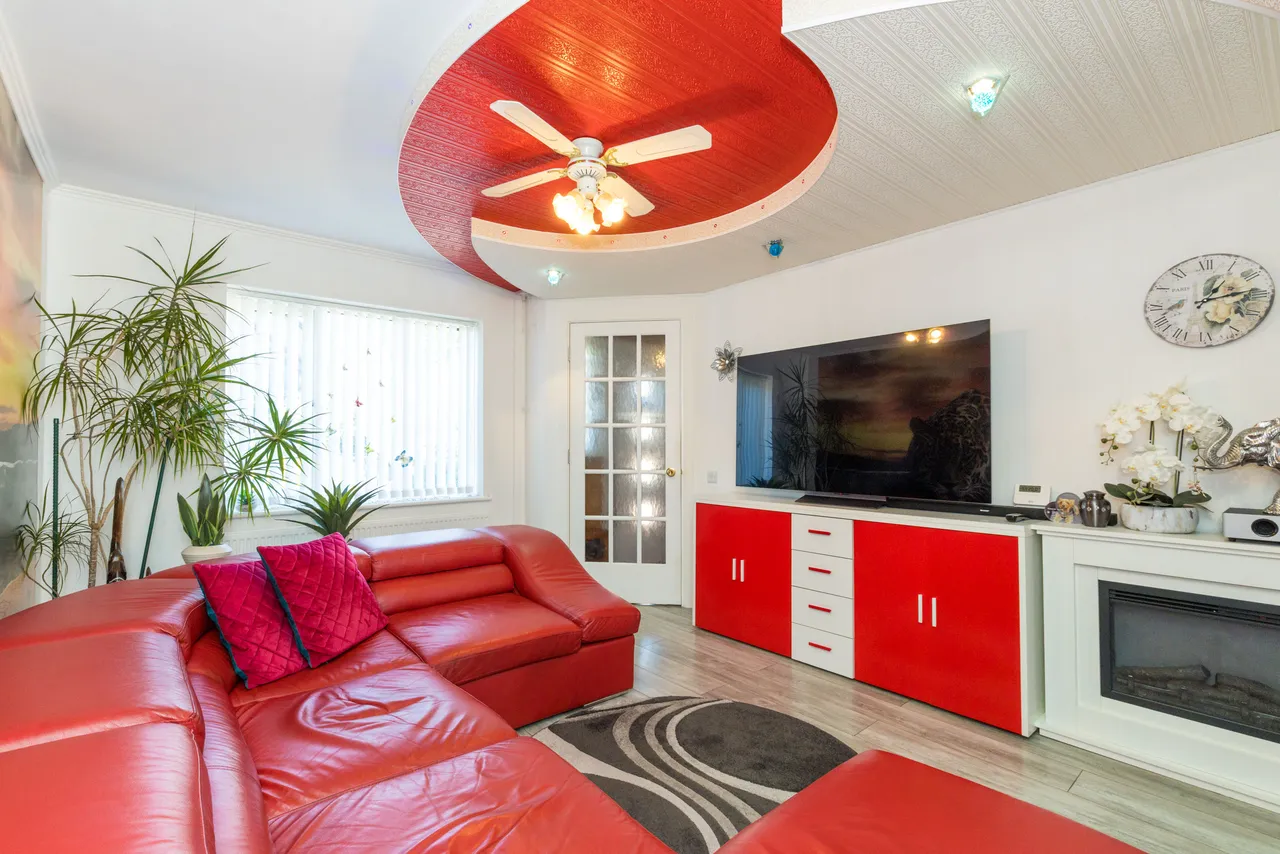 Hazeldene, Westhoughton, BL5, photo 7