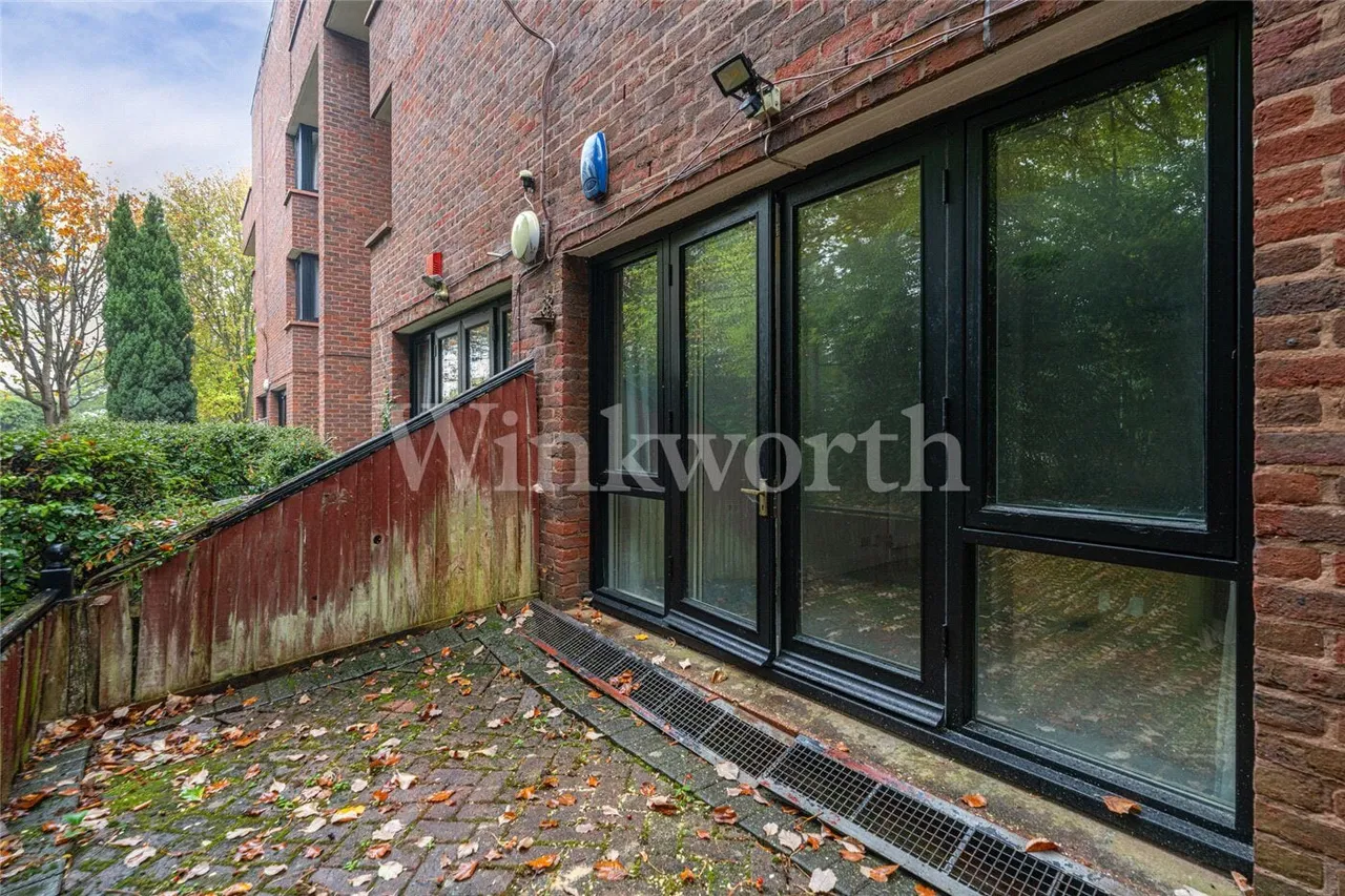 Chandos Way, London, NW11, photo 12