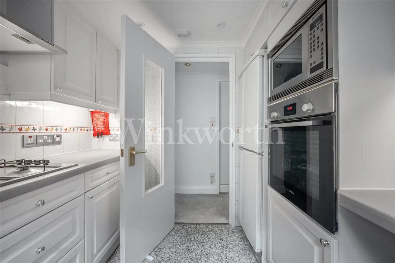 Chandos Way, London, NW11, photo 5