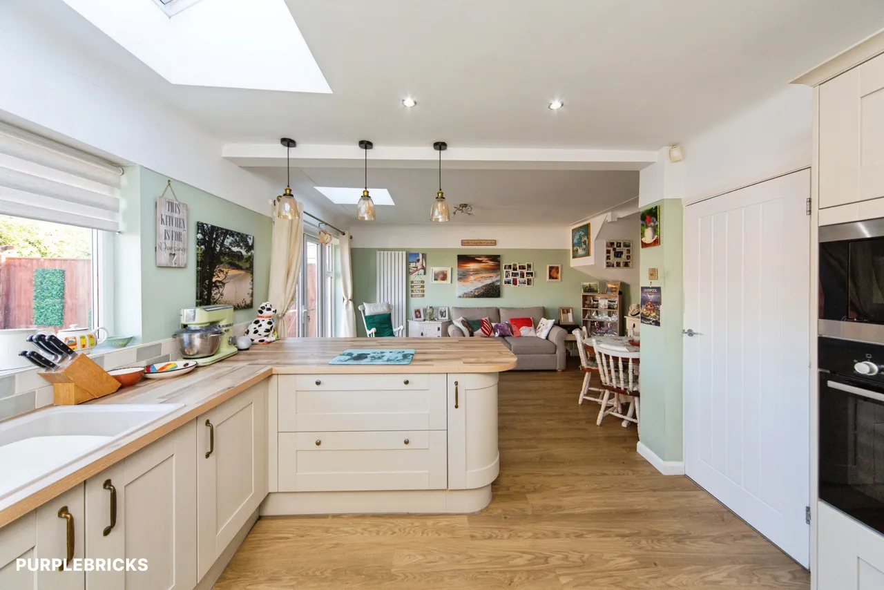 Shaw Lane, Wirral, CH49, photo 11