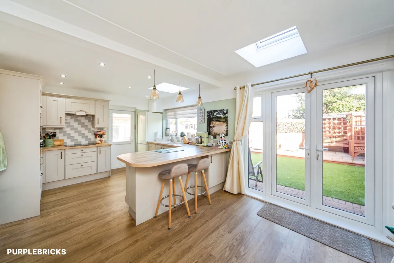 Shaw Lane, Wirral, CH49, photo 13