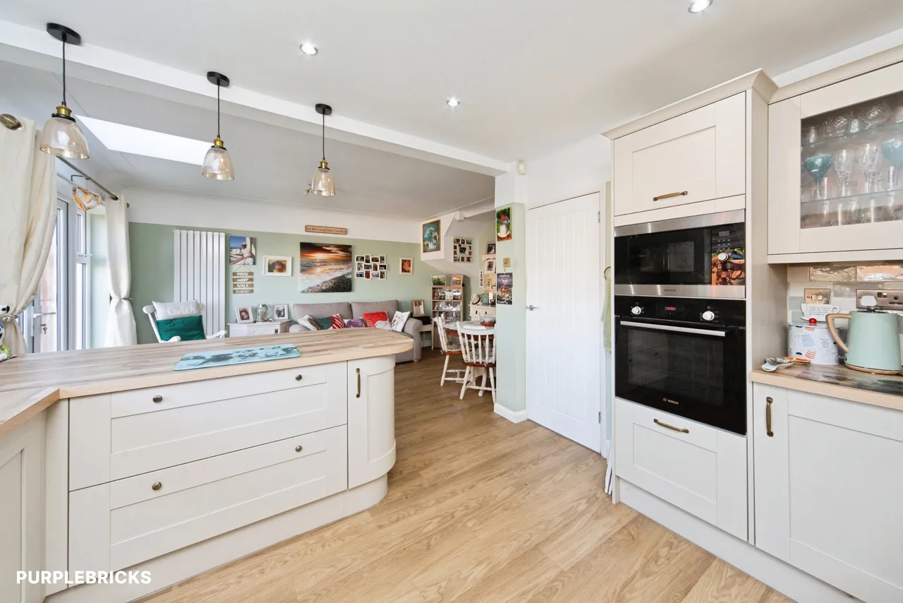 Shaw Lane, Wirral, CH49, photo 15