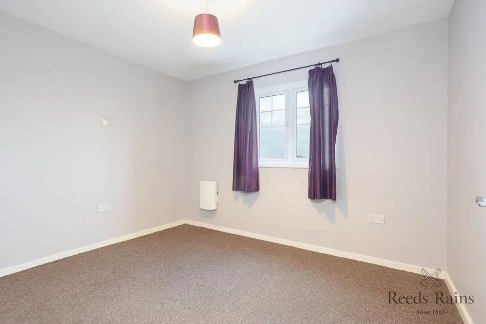 Robinson Road, Ellesmere Port, CH65, photo 9