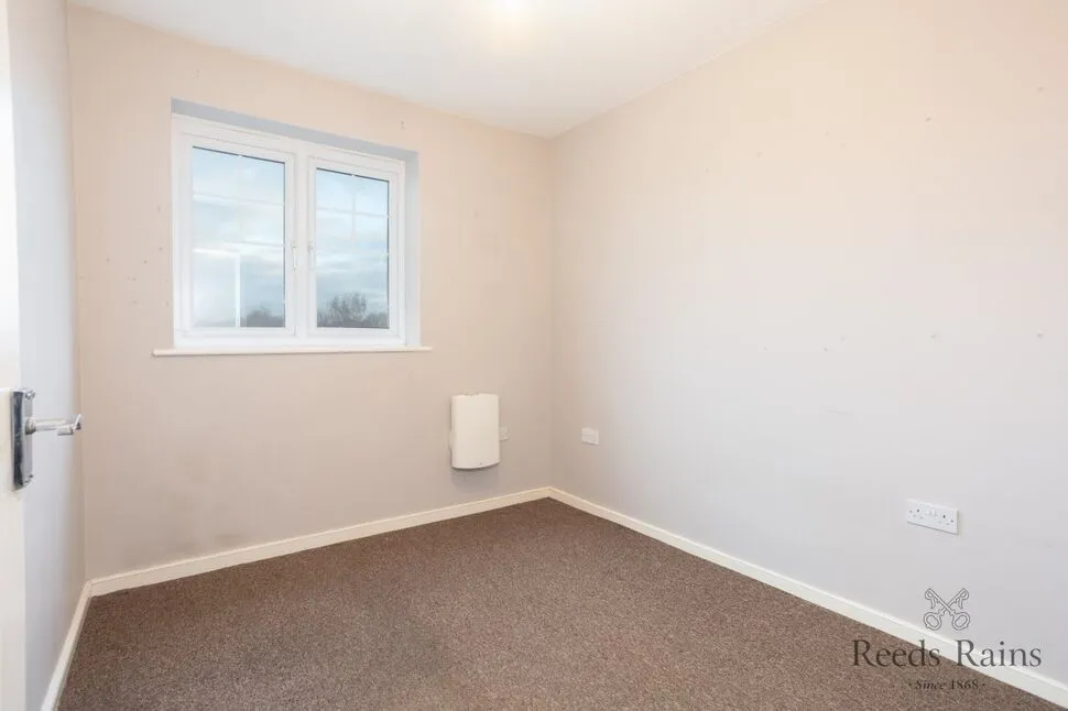 Robinson Road, Ellesmere Port, CH65, photo 11